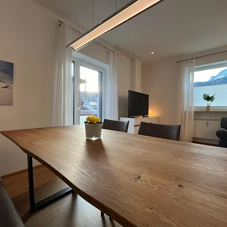 Living - Premium Stadtwohnung *