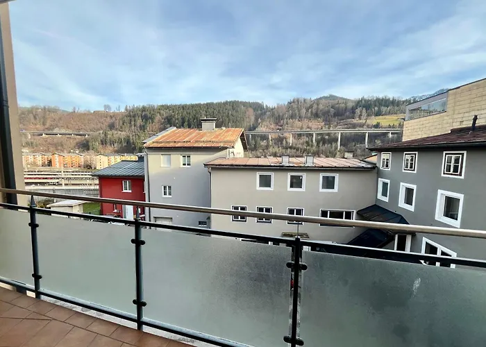 Living - Premium Stadtwohnung Daire *